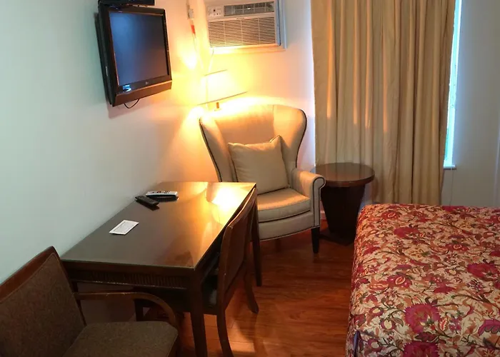 Spindrift Motel 2*